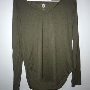 Women’s green long sleeve shirt. Size L